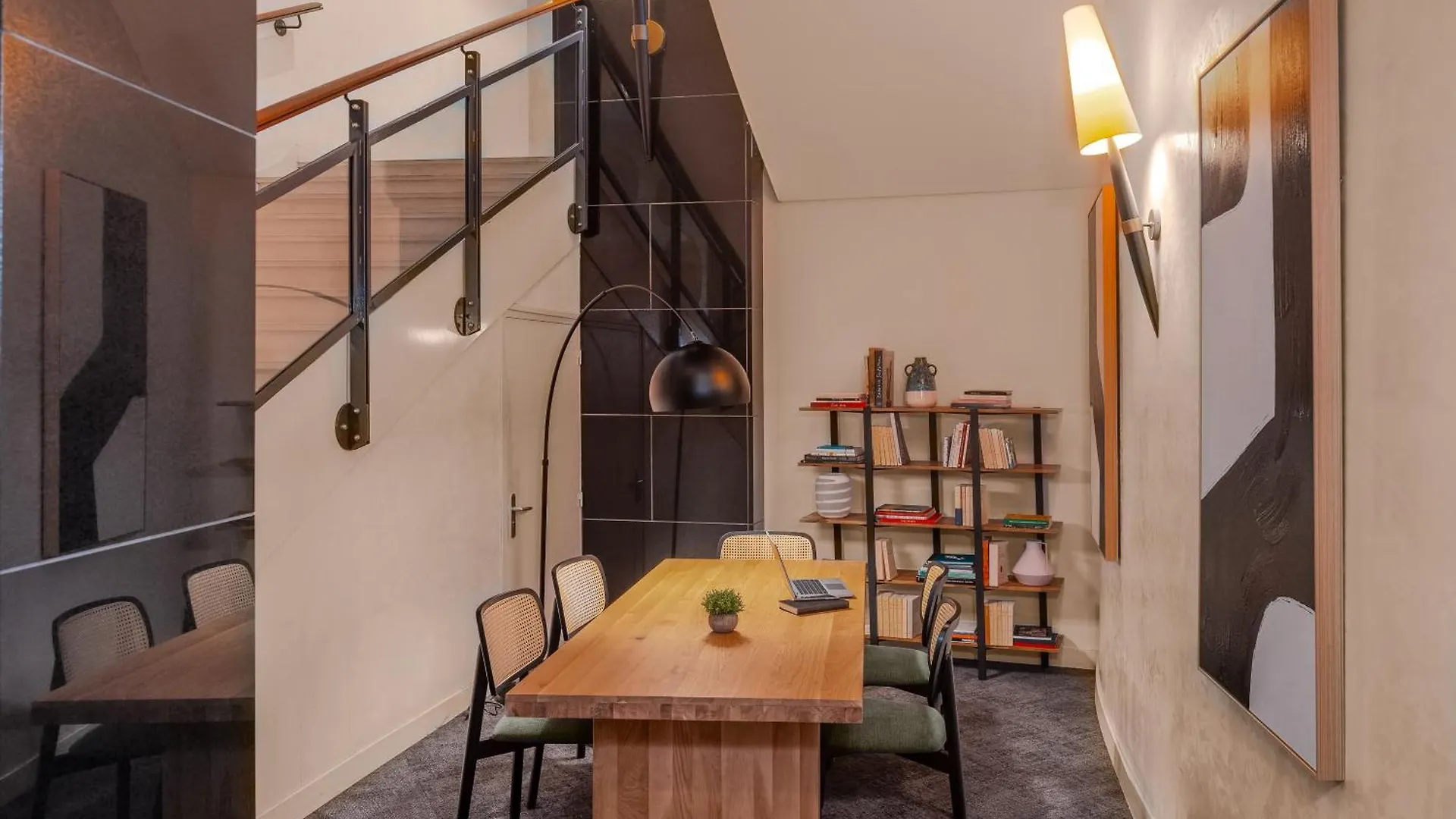 Hotel Mercure Gare Montparnasse Tgv 4*