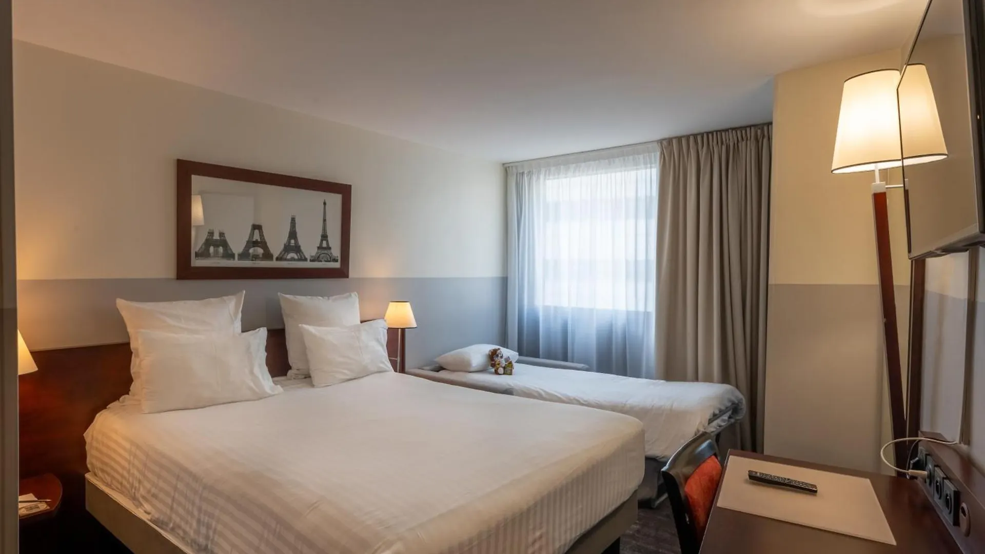 Mercure Gare Montparnasse Tgv 4*